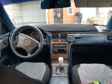 Mercedes-Benz E 280 1996 года за 2 700 000 тг. в Кордай – фото 11