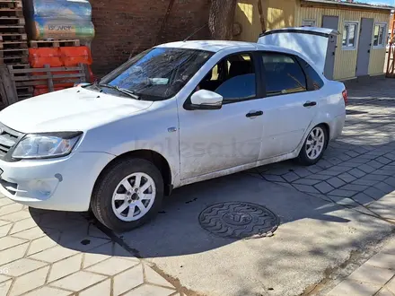 ВАЗ (Lada) Granta 2190 2014 года за 2 000 000 тг. в Уральск – фото 2