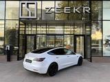 Tesla Model 3 2022 года за 10 990 000 тг. в Алматы – фото 4