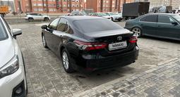 Toyota Camry 2023 года за 18 000 000 тг. в Актау – фото 2