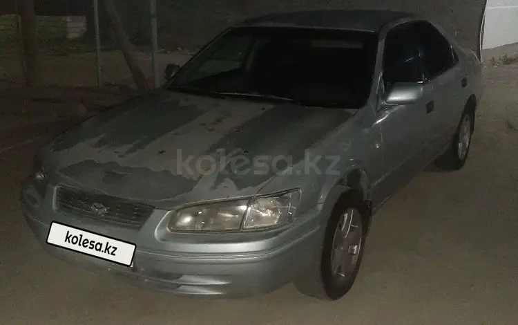 Toyota Camry 1999 годаfor2 900 000 тг. в Жанаозен