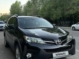 Toyota RAV4 2015 года за 8 600 000 тг. в Астана