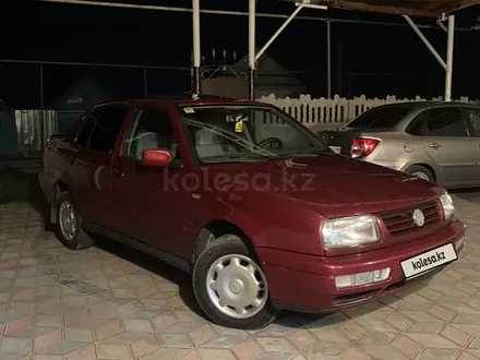 Volkswagen Vento 1997 года за 2 750 000 тг. в Талдыкорган – фото 5