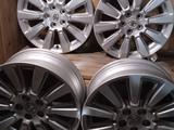R18 5x114.3 J7 ET 35 комплект дисков оригинал на Тойота Лексус за 300 000 тг. в Алматы – фото 5