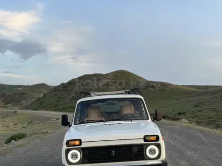 ВАЗ (Lada) Lada 2121 2001 года за 1 100 000 тг. в Алматы – фото 2