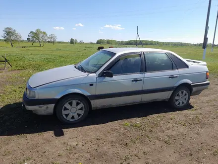 Volkswagen Passat 1992 года за 630 000 тг. в Петропавловск – фото 2