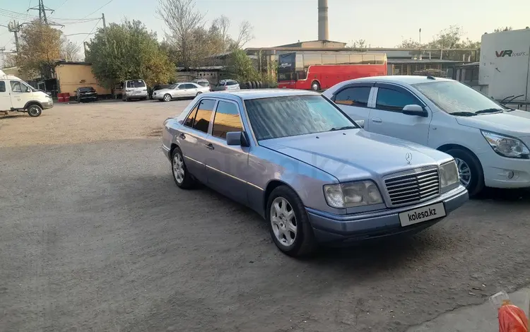 Mercedes-Benz E 280 1994 года за 1 700 000 тг. в Шымкент