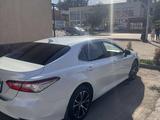 Toyota Camry 2021 года за 12 300 000 тг. в Конаев (Капшагай) – фото 2
