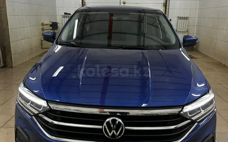 Volkswagen Polo 2021 года за 8 200 000 тг. в Уральск