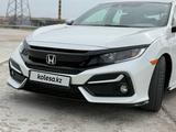 Honda Civic 2021 года за 11 800 000 тг. в Караганда