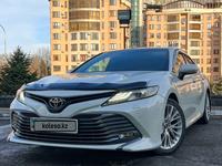 Toyota Camry 2019 года за 13 500 000 тг. в Алматы