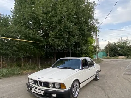 BMW 735 1984 года за 2 800 000 тг. в Алматы