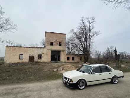 BMW 735 1984 года за 2 800 000 тг. в Алматы – фото 8