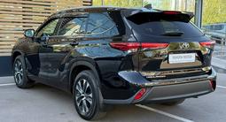 Toyota Highlander Prestige 2021 годаүшін25 300 000 тг. в Астана – фото 2