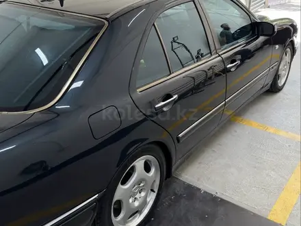 Mercedes-Benz E 320 2000 года за 6 500 000 тг. в Алматы – фото 6