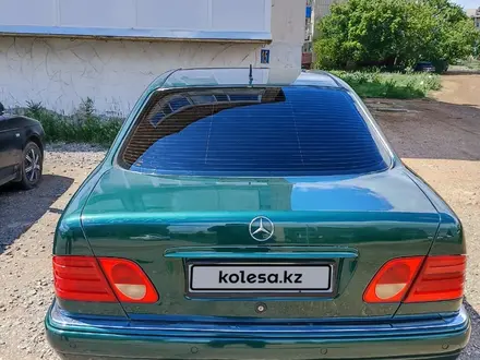 Mercedes-Benz E 230 1996 года за 2 400 000 тг. в Кокшетау – фото 5