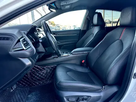 Toyota Camry 2020 года за 12 500 000 тг. в Кызылорда – фото 11