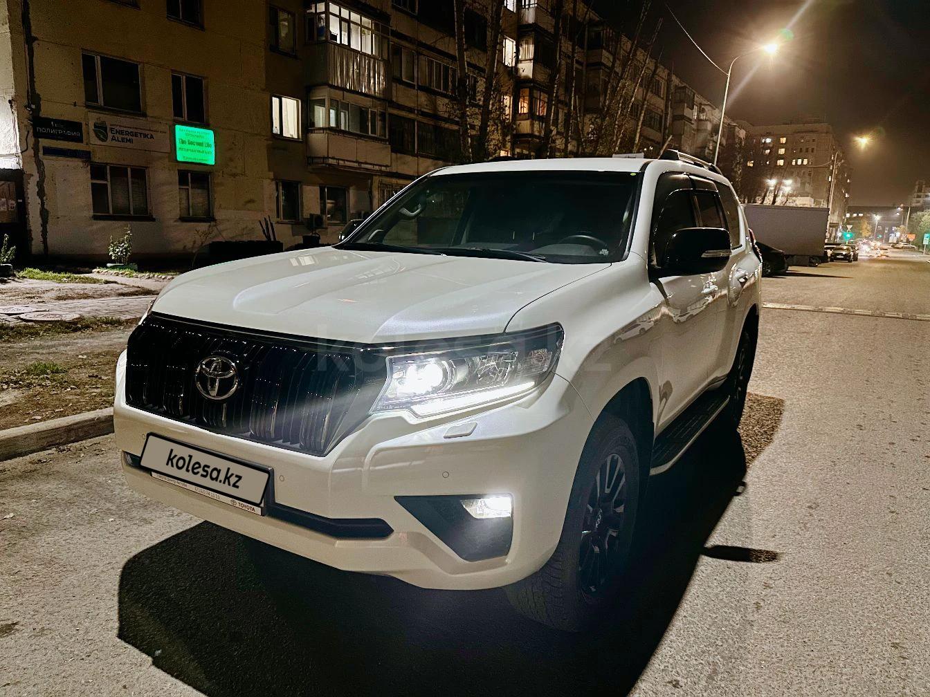 Toyota Land Cruiser Prado 2022 г.