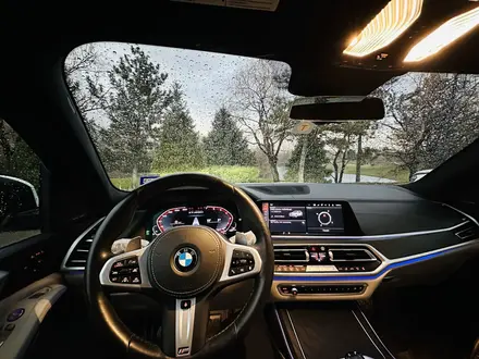 BMW X7 2021 года за 56 000 000 тг. в Алматы – фото 28
