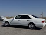 Mercedes-Benz E 230 1996 года за 2 100 000 тг. в Алматы – фото 4