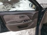 Toyota Camry 1998 года за 3 500 000 тг. в Урджар – фото 4