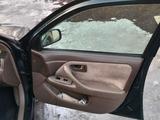 Toyota Camry 1998 года за 3 500 000 тг. в Урджар – фото 3