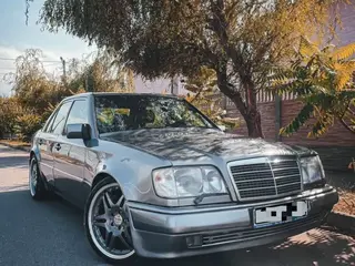 Mercedes-Benz E 500