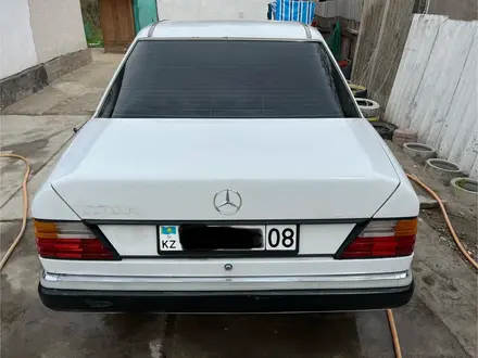 Mercedes-Benz E 200 1992 года за 1 600 000 тг. в Шу – фото 3