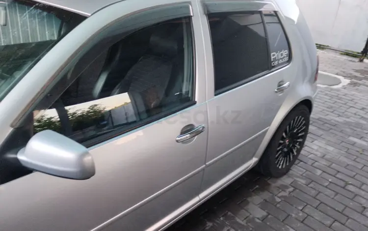 Volkswagen Golf 2001 года за 3 300 000 тг. в Алматы