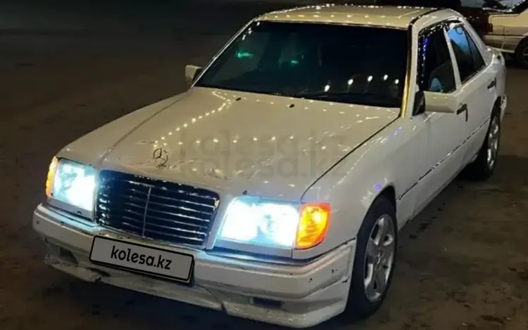 Mercedes-Benz E 220 1993 года за 1 800 000 тг. в Жезказган