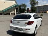 Chevrolet Cruze 2014 годаfor5 800 000 тг. в Караганда – фото 5