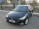 Hyundai Accent 2021 года за 9 400 000 тг. в Караганда – фото 2