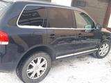 Volkswagen Touareg 2005 годаүшін4 000 000 тг. в Караганда – фото 4