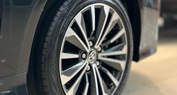 Toyota Corolla Elegance 2025 года за 15 990 000 тг. в Алматы – фото 4