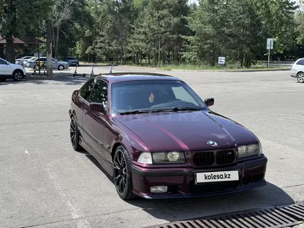 BMW 323 1995 года за 3 000 000 тг. в Алматы