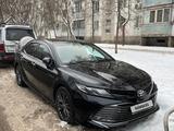 Toyota Camry 2019 года за 14 000 000 тг. в Алматы – фото 2