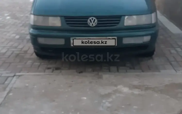 Volkswagen Passat 1995 годаүшін2 500 000 тг. в Уральск