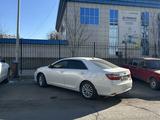 Toyota Camry 2015 года за 11 900 000 тг. в Шымкент – фото 3