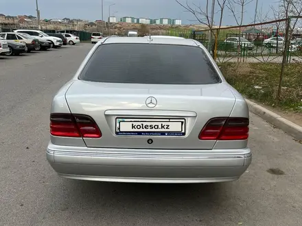 Mercedes-Benz E 320 2002 года за 5 500 000 тг. в Шымкент – фото 4