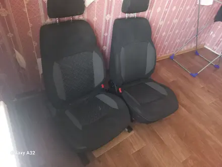 Сиденье за 120 000 тг. в Астана
