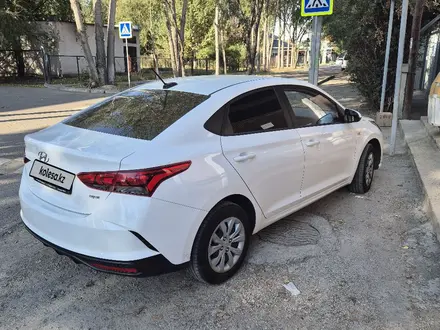 Hyundai Accent 2022 года за 7 700 000 тг. в Алматы – фото 5