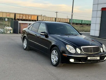 Mercedes-Benz E 320 2003 года за 5 000 000 тг. в Караганда – фото 9