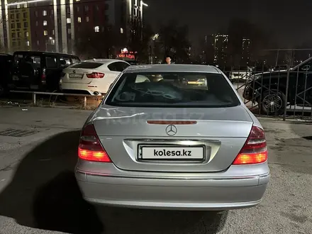 Mercedes-Benz E 320 2003 года за 6 600 000 тг. в Алматы – фото 3