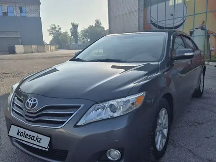 Toyota Camry 2011 года за 9 100 000 тг. в Тараз – фото 3