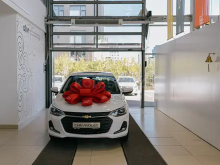 Chevrolet Onix LTZ 2025 года за 6 990 000 тг. в Астана – фото 2