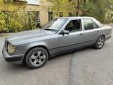 Mercedes-Benz E 230 1988 года за 700 000 тг. в Караганда