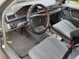 Mercedes-Benz E 230 1988 года за 700 000 тг. в Караганда – фото 5