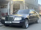 Mercedes-Benz E 280 1994 года за 3 000 000 тг. в Шымкент