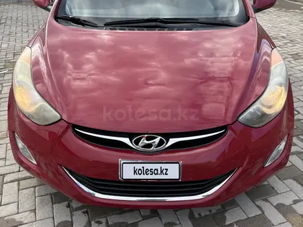 Hyundai Elantra 2013 года за 3 600 000 тг. в Актау – фото 3