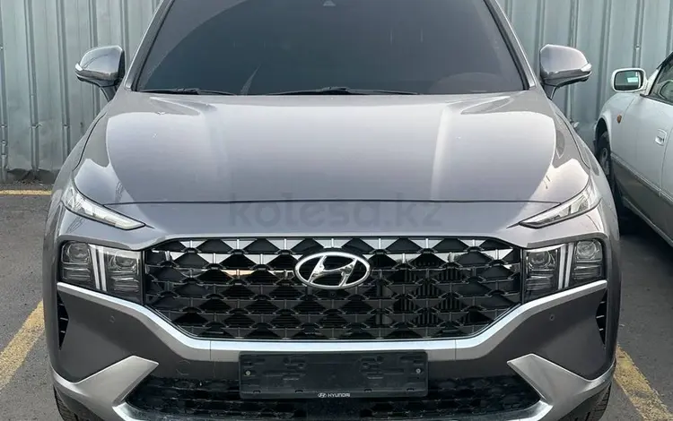 Hyundai Santa Fe 2021 года за 17 000 000 тг. в Караганда